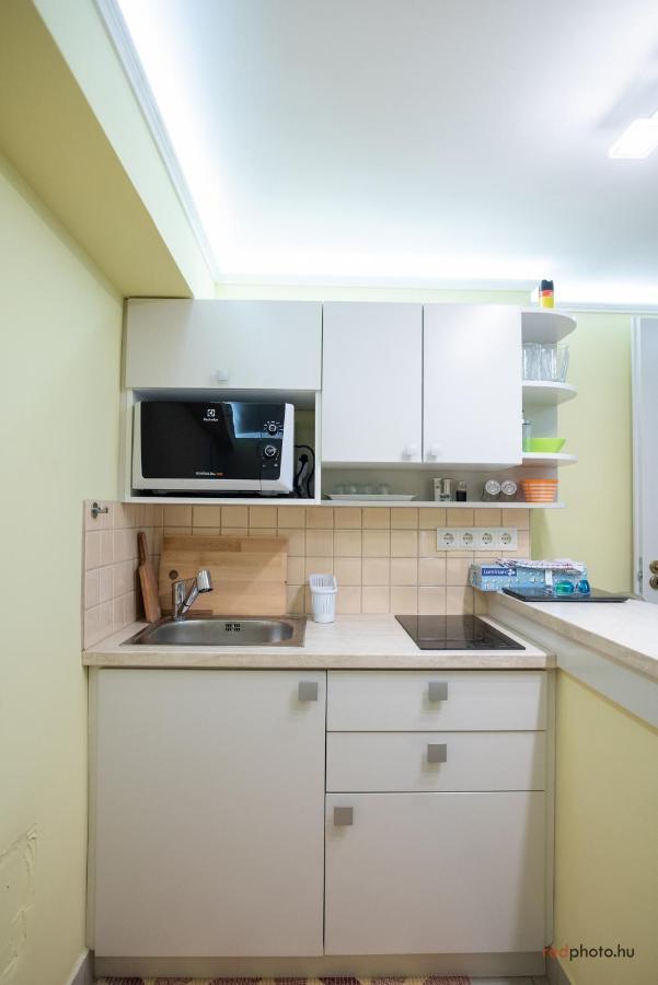 Zefir Apartments Balatonfured Exterior photo