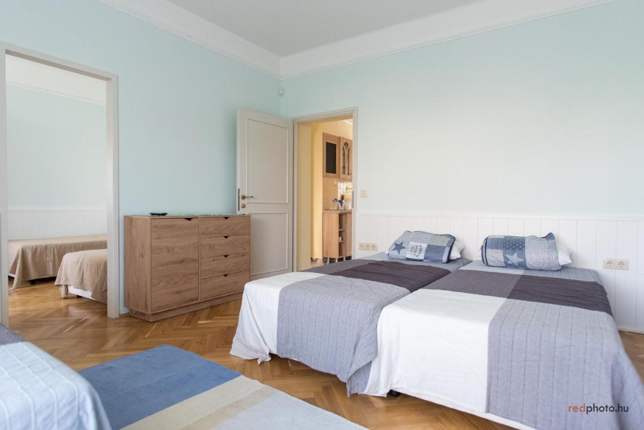 Zefir Apartments Balatonfured Exterior photo